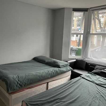 Sterne Street 4 Person Room Londres Extérieur photo